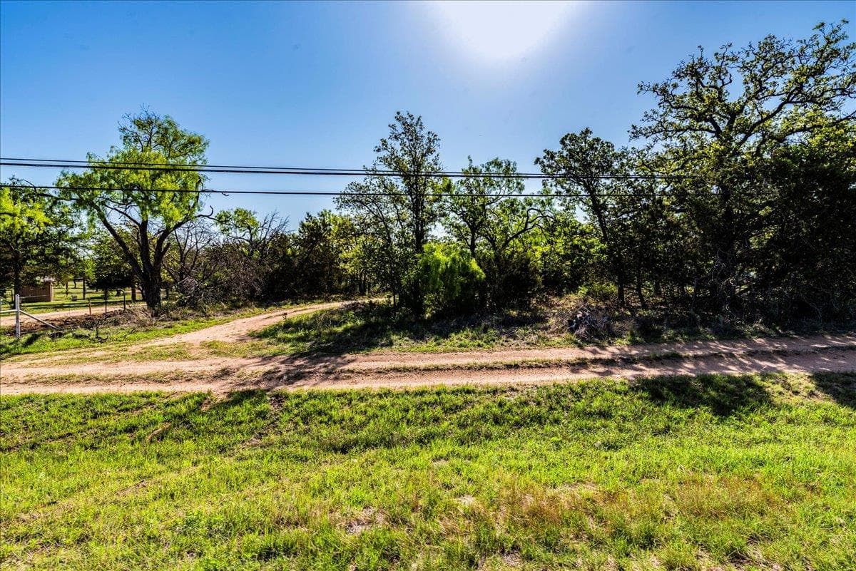 7688 Hwy 261 Highway