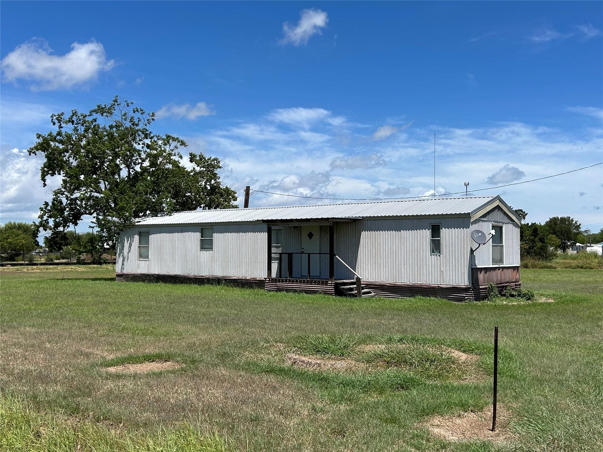 204 4th ST