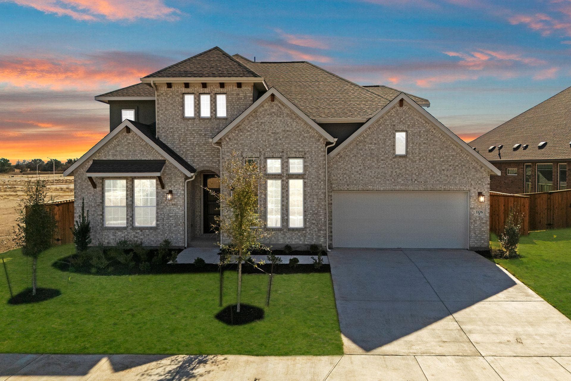 1106 Ellensburg DR