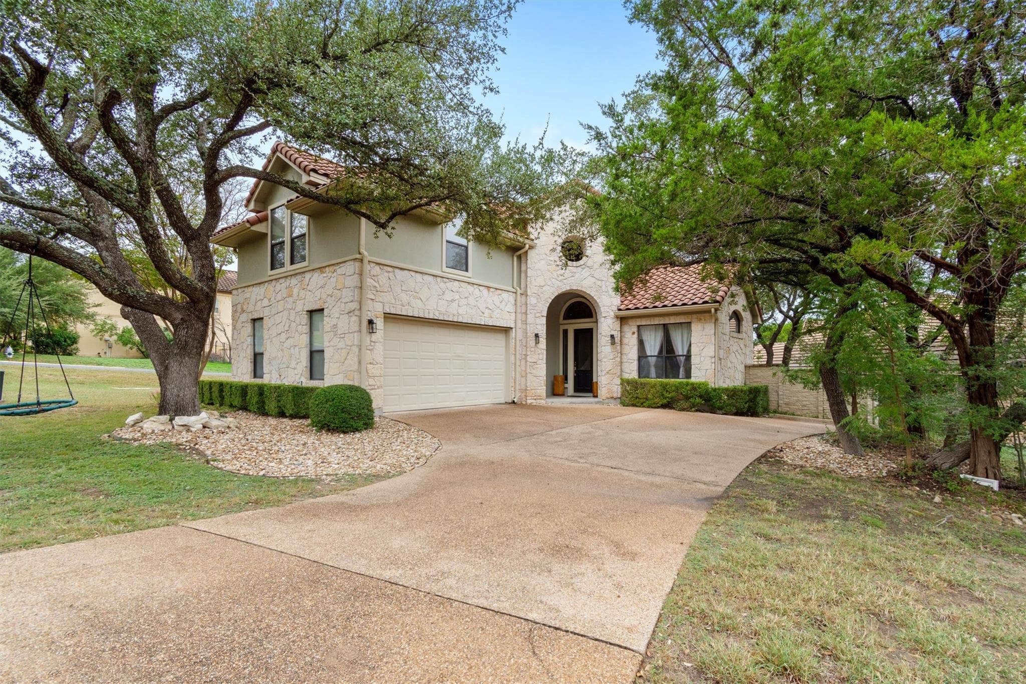 6 Monarch Oaks LN