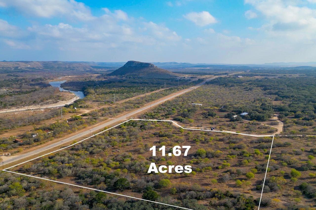 Home in Uvalde