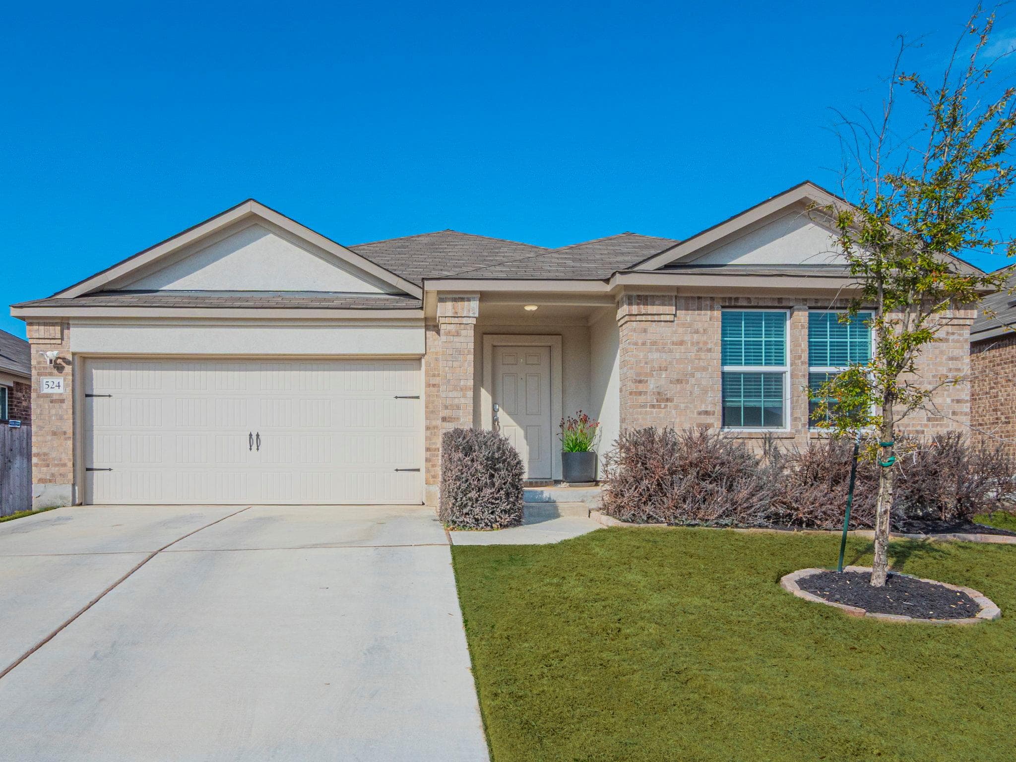 524 Sebring CIR