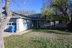 817 Lexington RD