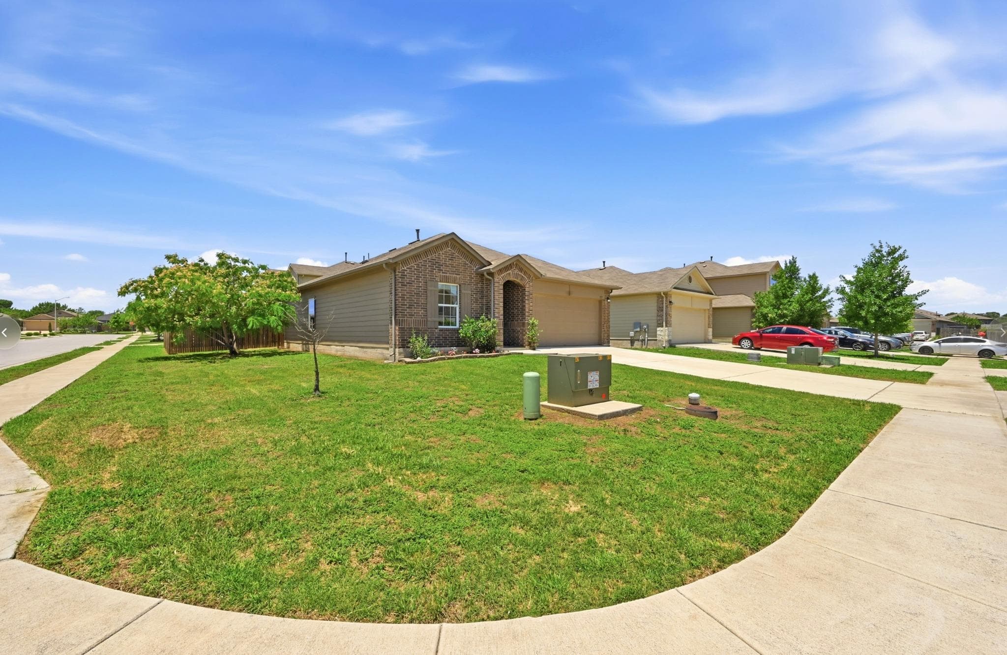 227 Hess DR