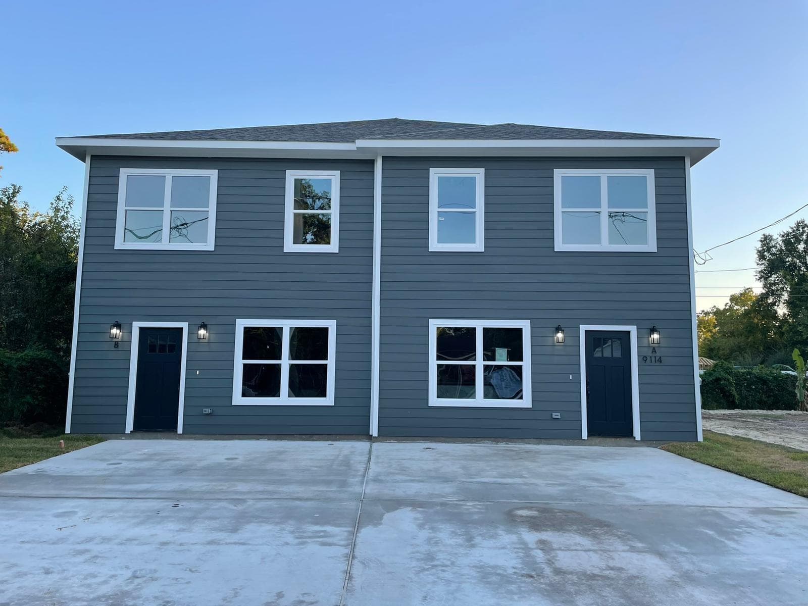 9114 Caddo RD
