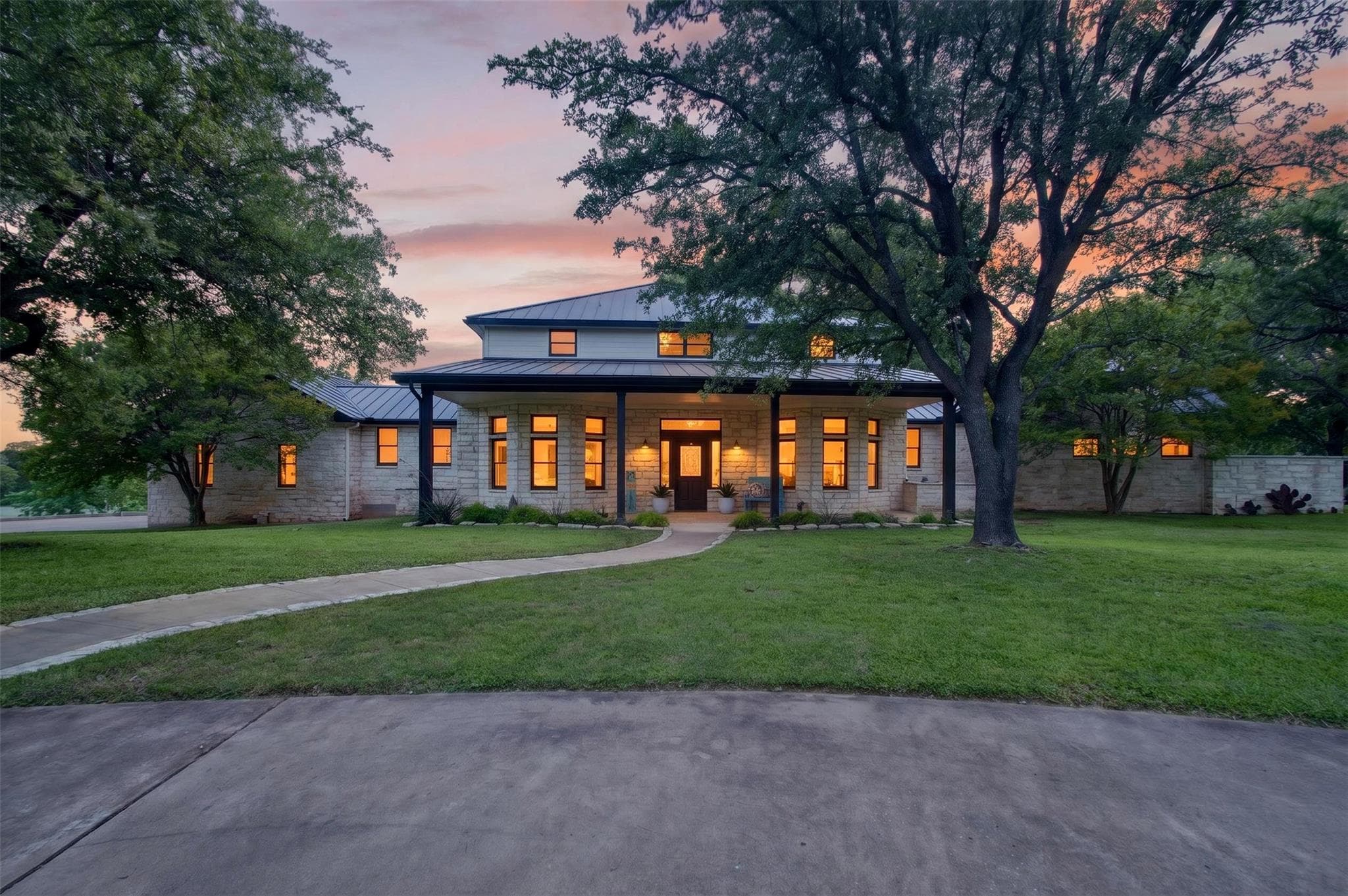 237 Waters Edge