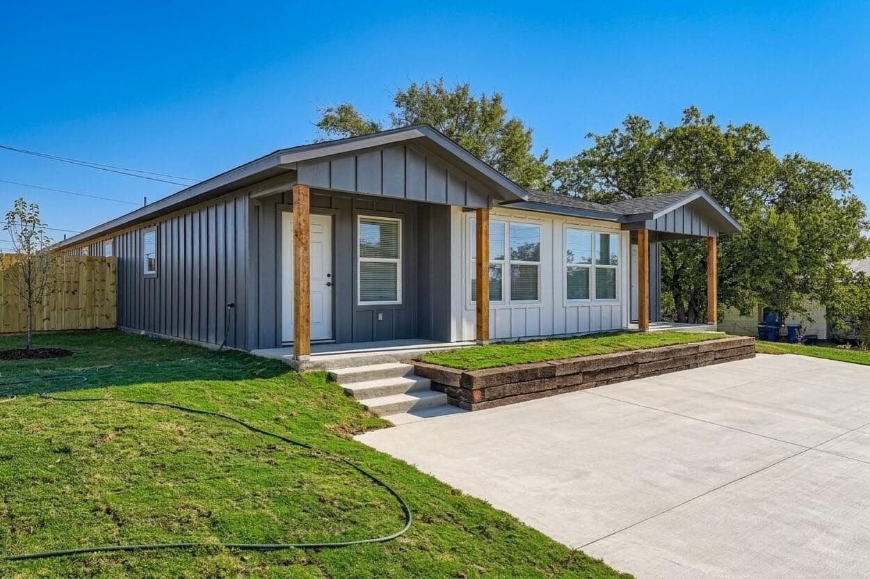 109 Fisher RD