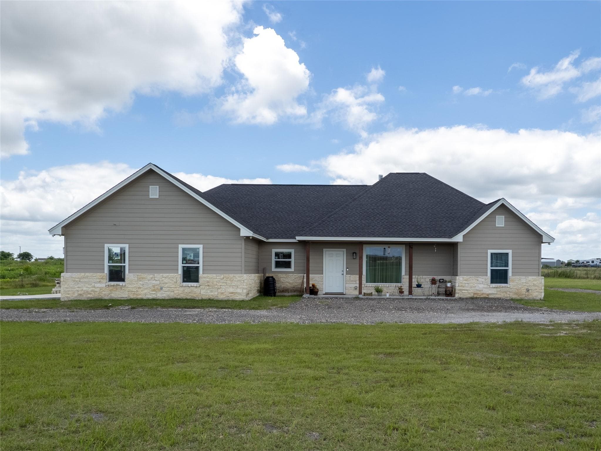 140 Daniel DR